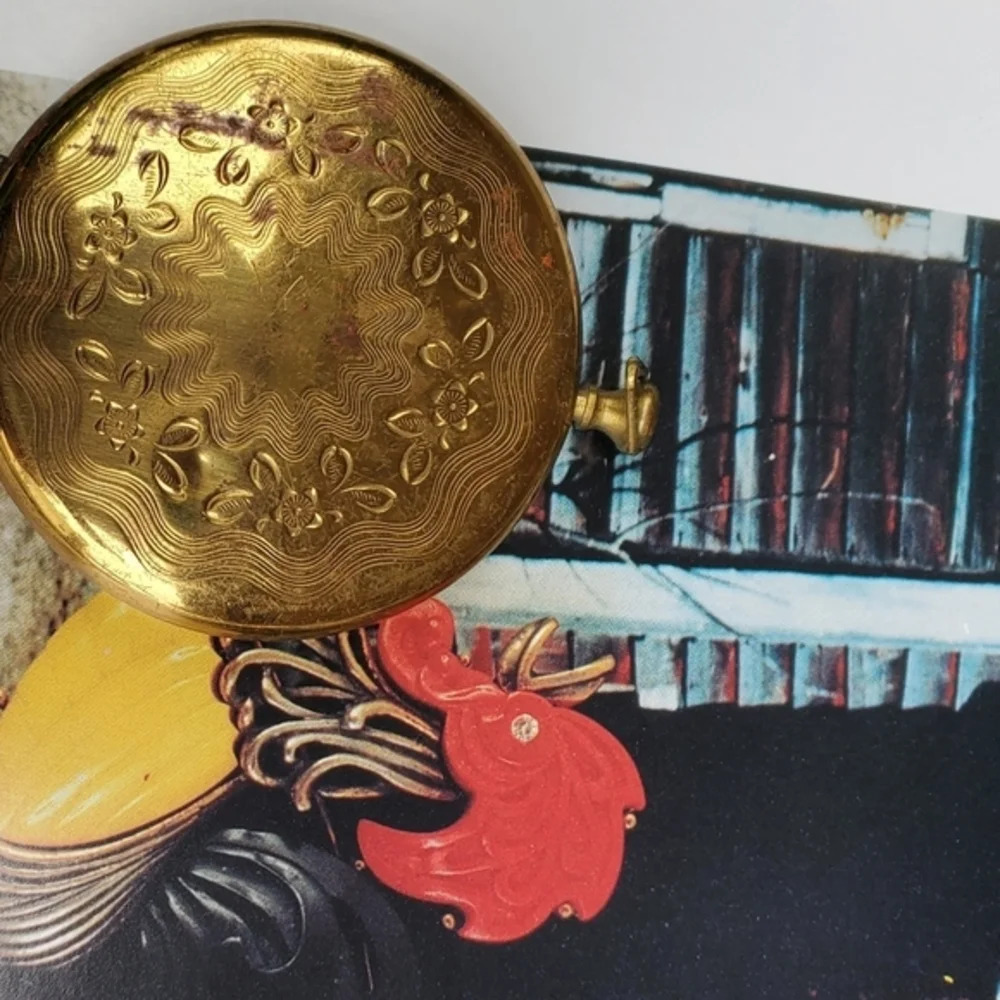 Vintage Locket Collection - Picture 13 of 13